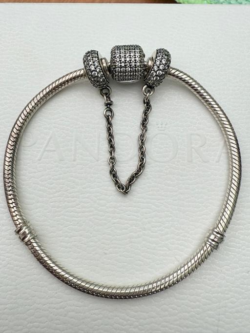 Buy & Sell Sundon Luton - Photos for Pandora bracelet with safety chain
