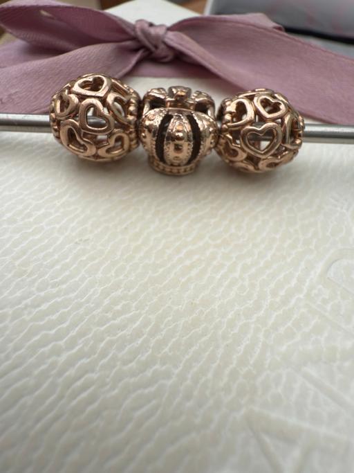 Buy & Sell Sundon Luton - Photos for Pandora rose gold charm bundle