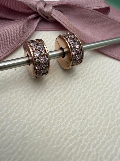 Buy & Sell Sundon Luton - Photos for Pandora rose gold clips