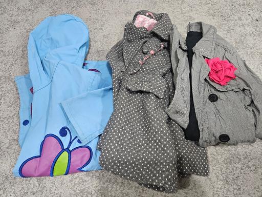 Buy & Sell Weston Point Halton - Photos for Age 3-4 girls coats bundle