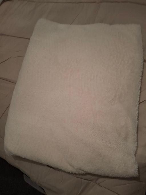 Buy & Sell Northfield Birmingham - Photos for single fluffy bedding