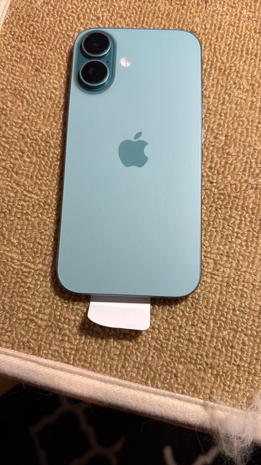 Buy & Sell Fulwood Preston - Photos for iPhone 16