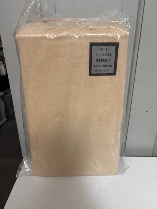 Buy & Sell Duckmanton Chesterfield - Photos for 4ft fitted sheet