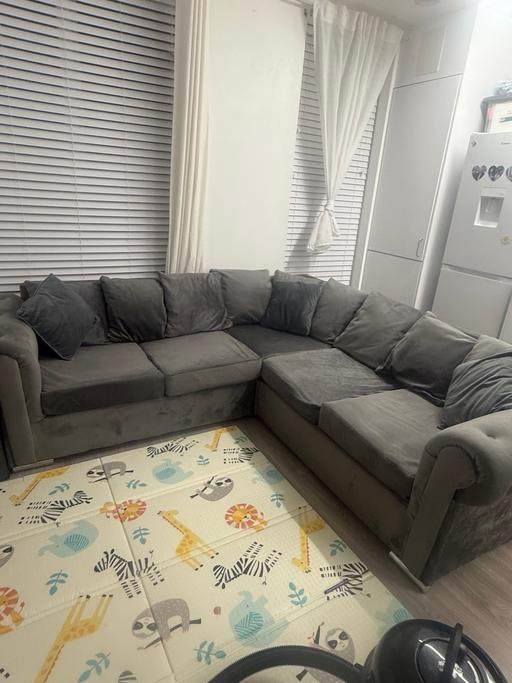 Buy & Sell Upper Walthamstow East London - Photos for Corner sofa