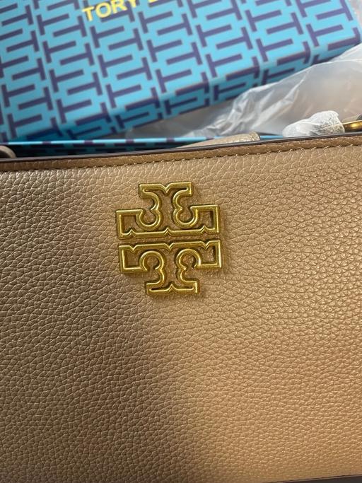 Buy & Sell Blackhorse Road East London - Photos for tory Burch bag