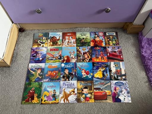 Buy & Sell Kingstanding Birmingham - Photos for 24 small Disney books