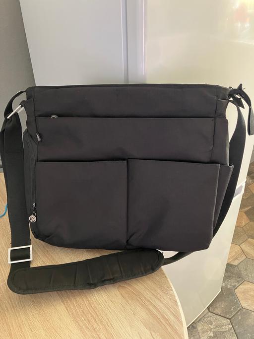 Buy & Sell Woodcross Wolverhampton - Photos for Red Kite Bag