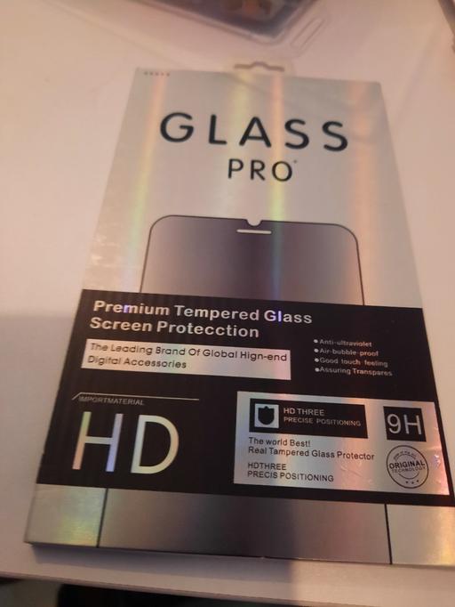 Buy & Sell Brompton South West London - Photos for phone screen protector