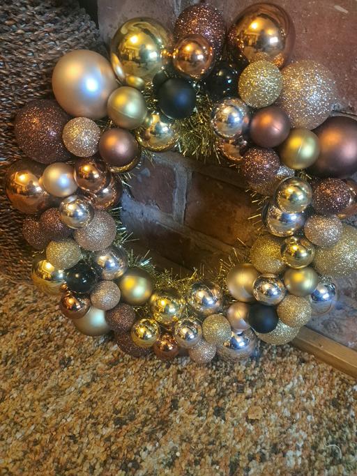 Buy & Sell Stourbridge Dudley - Photos for Xmas bauble wreath.