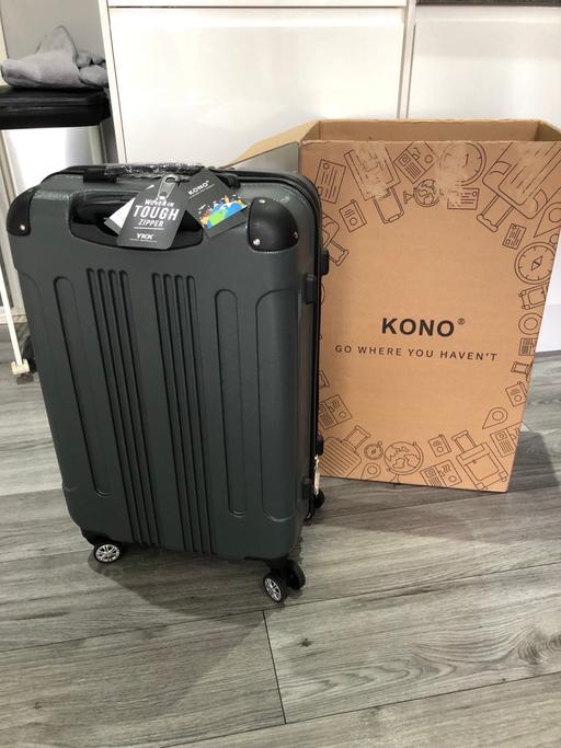 Buy & Sell Kingshurst Solihull - Photos for Suitcase