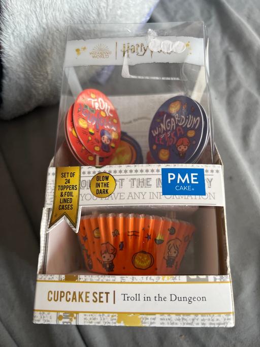 Buy & Sell Kings Heath Birmingham - Photos for REDUCED Harry Potter Cupcake set