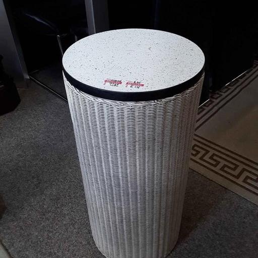 Buy & Sell Saint Pauls Trading Estate Tameside - Photos for Original Lloyd loom wicker laundry basket