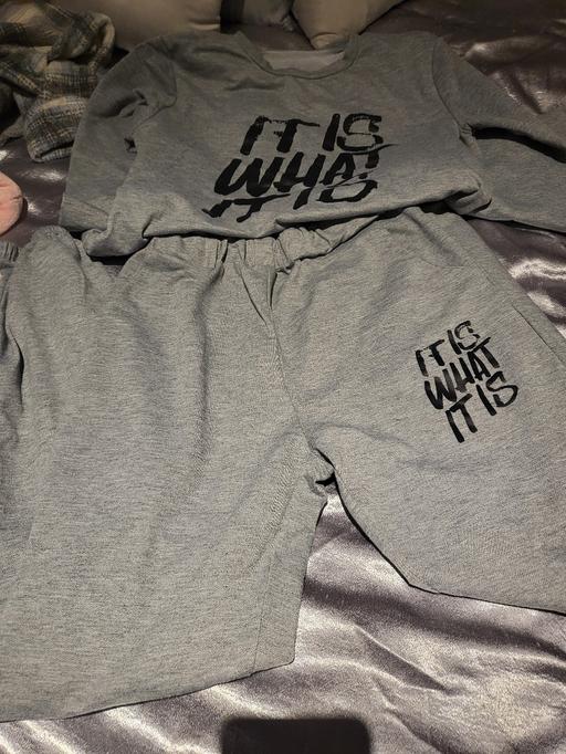 Buy & Sell Upper Holloway North London - Photos for tracksuit