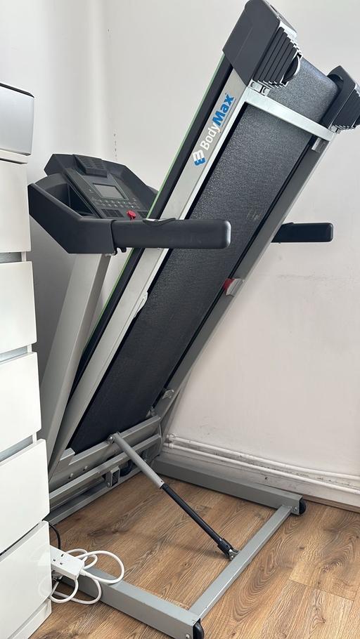 Buy & Sell Devons Road East London - Photos for Foldable treadmill for sale