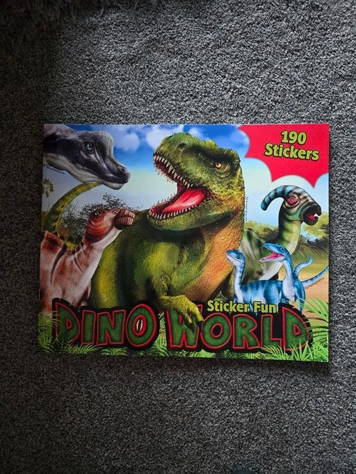 Buy & Sell Rowley Regis Sandwell - Photos for 190 stickers fun dinosaur 🦕 book - new