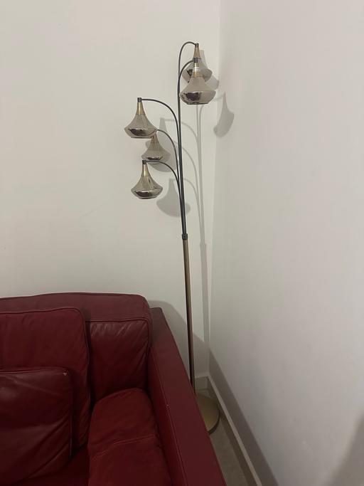 Buy & Sell Castle Green East London - Photos for Lamp