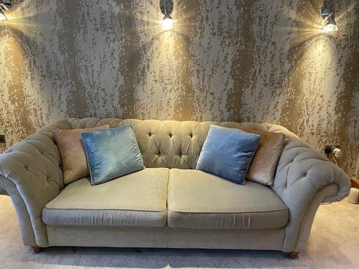 Buy & Sell Preston Preston - Photos for Beautiful Sofa’s with a FREE footstool