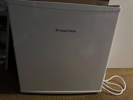 Buy & Sell Radcliffe Bury - Photos for Russel hobs bar fridge like new