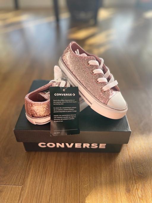 Buy & Sell Canonbury North London - Photos for Converse All Star Toddler UK 7 Pink Glitter