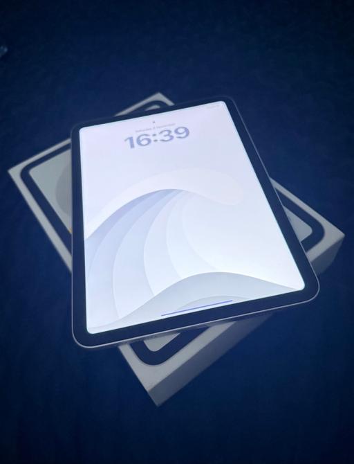 Buy & Sell Willenhall Walsall - Photos for iPad 10th Gen - 64gb