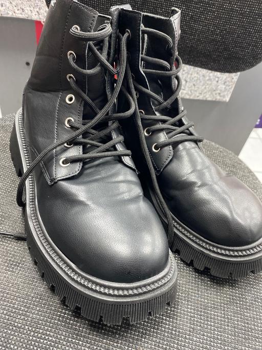 Buy & Sell New Malden Kingston upon Thames - Photos for Woman boots