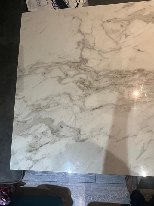 Buy & Sell Westcliff-on-Sea Southend-on-Sea - Photos for Dinning table