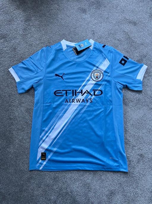 Buy & Sell Garden Village Hull - Photos for Manchester City home football shirt
