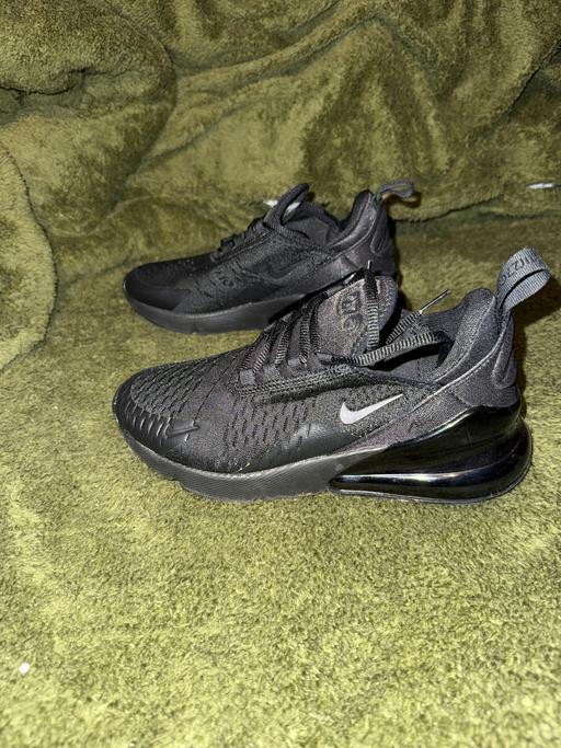 Buy & Sell Wallington Sutton - Photos for nike 270s