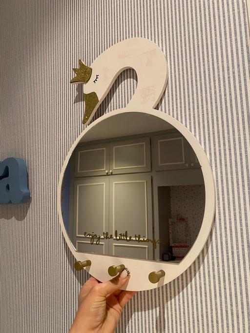 Buy & Sell Streatham Common South West London - Photos for Swan Mirror