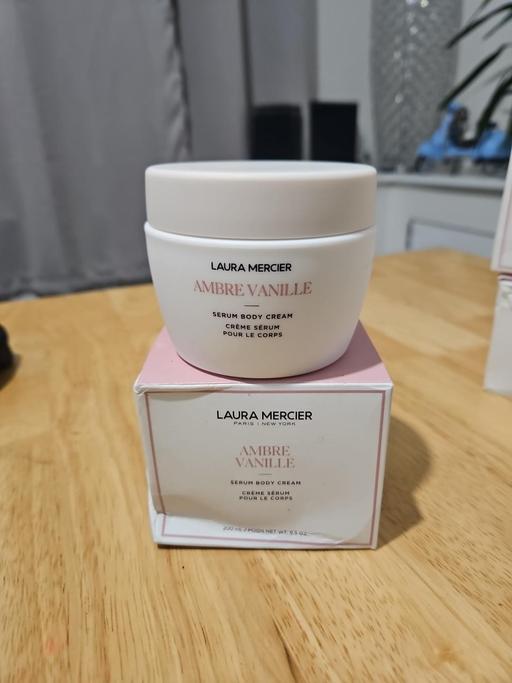 Buy & Sell Langley Slough - Photos for Laura Mercier Ambre Vanille Serum Body Cream