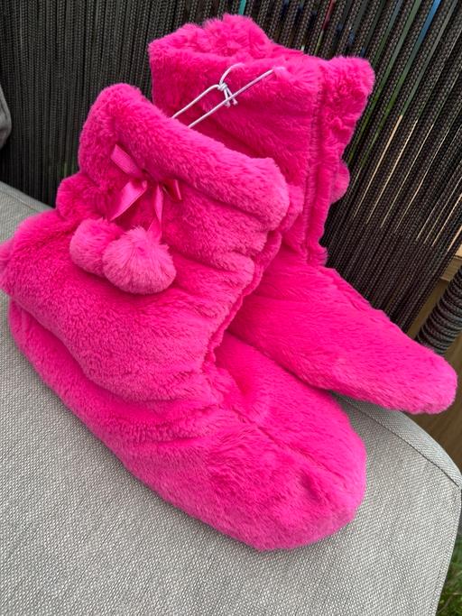 Buy & Sell Easington Lane Sunderland - Photos for Womens Slippers From Debenhams ( New )