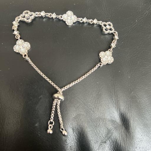 Buy & Sell Stockwood Bristol - Photos for Silver colour crystal shiny ajustable