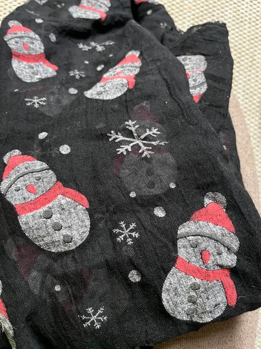 Buy & Sell Wednesfield Wolverhampton - Photos for New scarves 2£ each