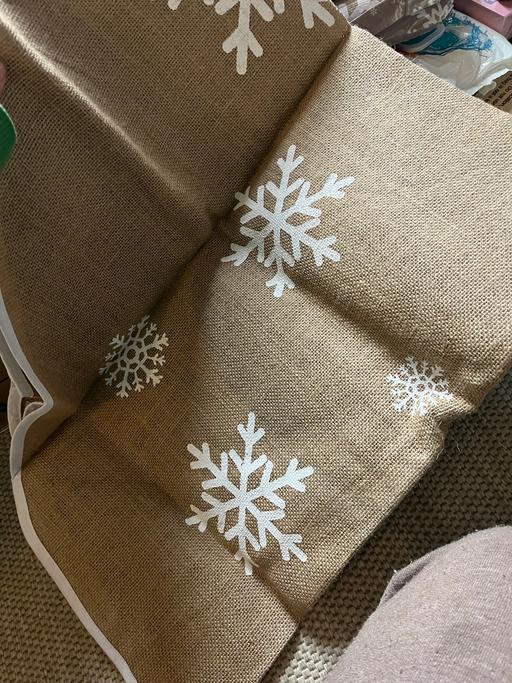 Buy & Sell Wednesfield Wolverhampton - Photos for New Christmas tree skirts