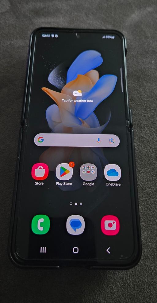 Buy & Sell Blackwood South Lanarkshire - Photos for SAMSUNG GALAXY Z FLIP