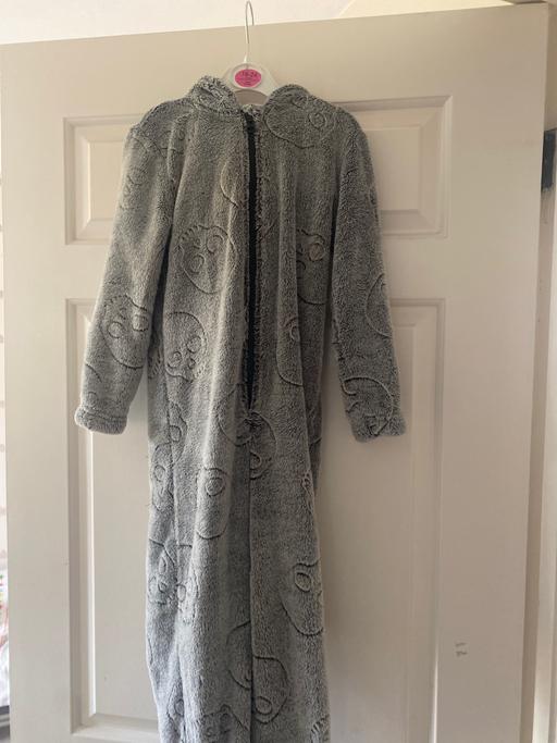 Buy & Sell Gornal Wood Dudley - Photos for Skull onesie