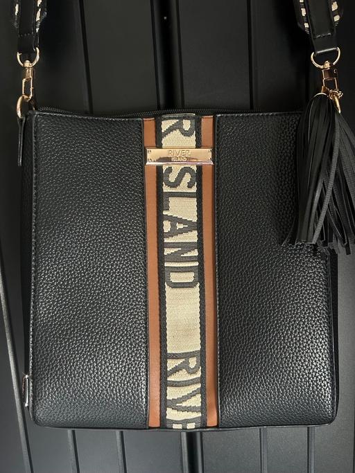 Buy & Sell Bells Mill Dudley - Photos for River island bag
