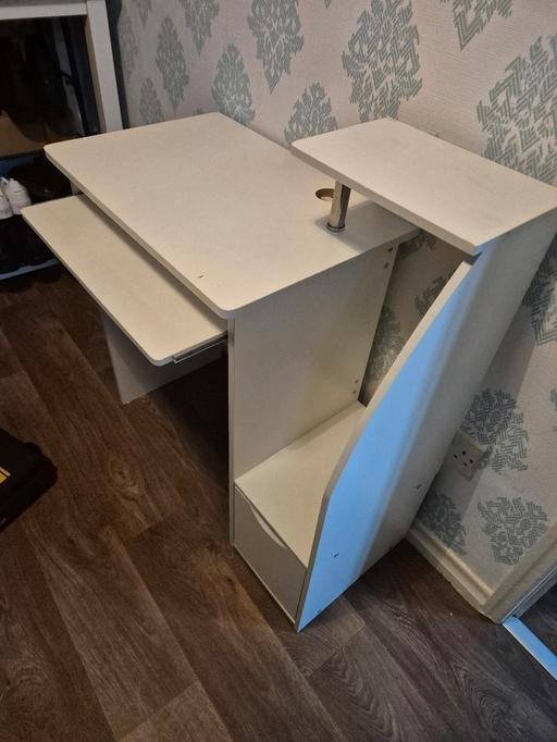 Buy & Sell Ribbleton Preston - Photos for Small white desk