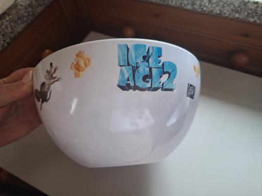 Buy & Sell Ettingshall Park Wolverhampton - Photos for Ice Age 2 Plastic Bowl