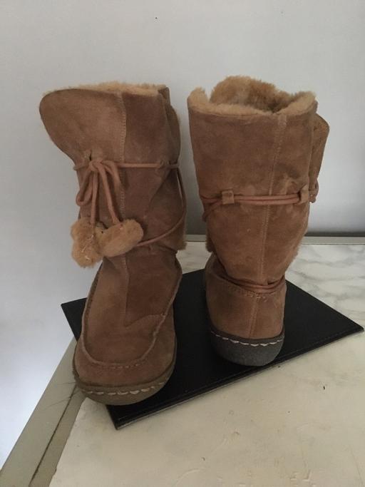 Buy & Sell Sheldon Birmingham - Photos for Boots half way up