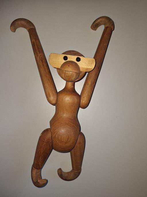 Buy & Sell Ettingshall Park Wolverhampton - Photos for Wooden monkey