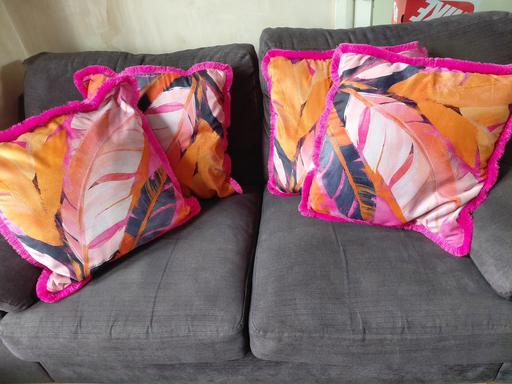 Buy & Sell Croydon Town Centre Croydon - Photos for 4 Cushions from Next