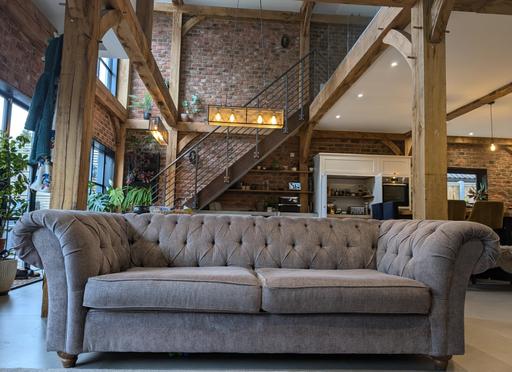 Buy & Sell Slough Town Centre Slough - Photos for Chesterfield Sofa Set (4 Pieces) X2 Sofas, X1