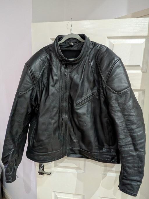 Buy & Sell Bradley Wolverhampton - Photos for frank Thomas heavy leather jacket