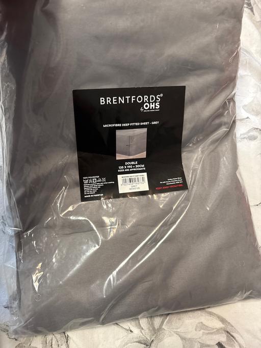 Buy & Sell Duckmanton Chesterfield - Photos for Brentford’s double fitted sheet