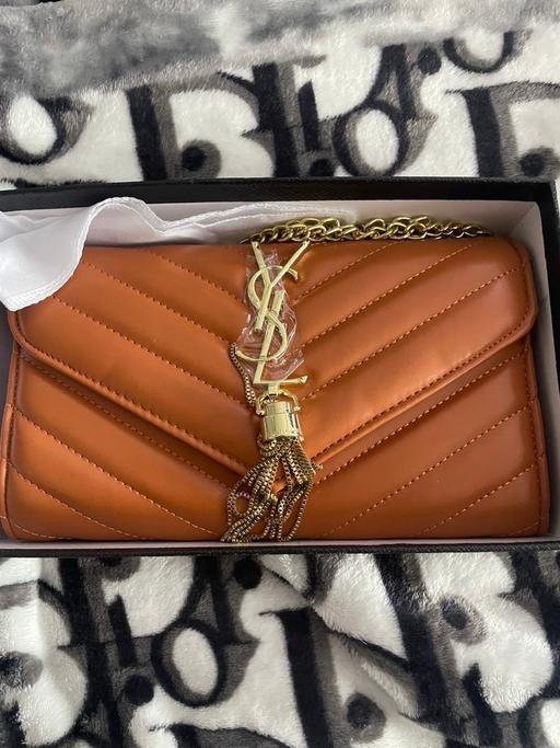 Buy & Sell Notting Hill West London - Photos for Ysl bag