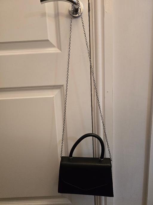 Buy & Sell Rowley Regis Sandwell - Photos for Handbag with silver shoulder chain