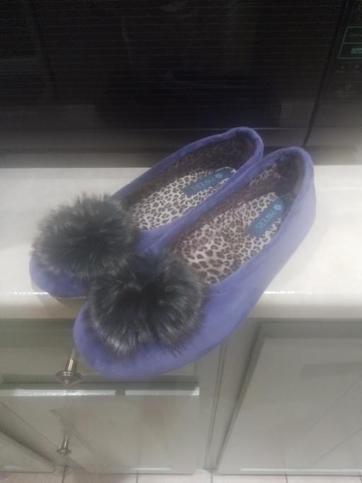 Buy & Sell Streetly Walsall - Photos for LADIES PAVERS SLIPPERS