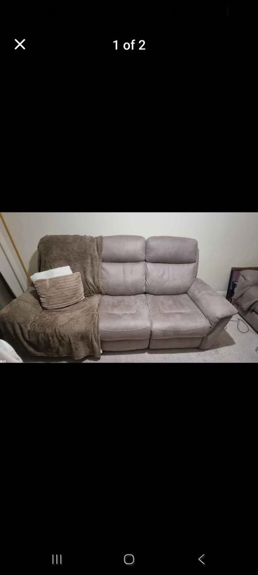 Buy & Sell Tulse Hill South East London - Photos for 3 Seater Electric Recliner Sofa
