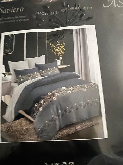 Buy & Sell Princes End Sandwell - Photos for Bed throw and pillow shams